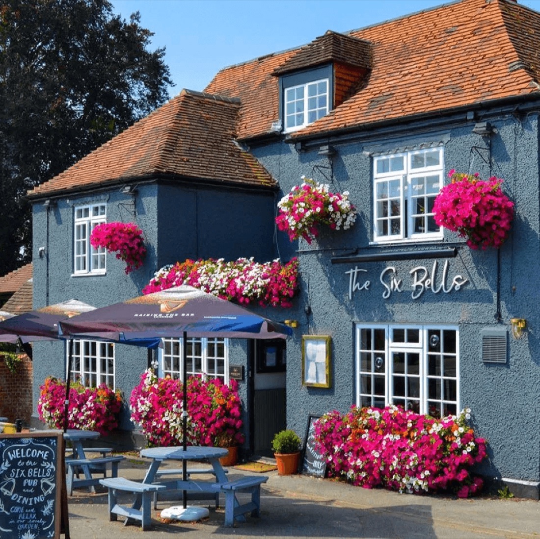 The Six Bells, Farnham